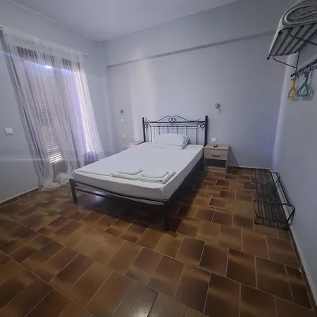Alexandros Apartments Afytos Exterior photo